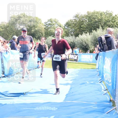 25.08.2024 - Elbe Triathlon Hamburg H.Heesch http://msf.ph/oto/6879919 25.08.2024 11:52:40 Ziel 483, 1455, 1558, 1562 meine-sportfotos.de