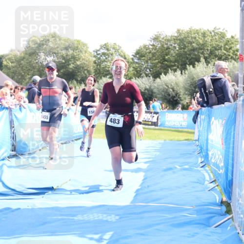 25.08.2024 - Elbe Triathlon Hamburg H.Heesch http://msf.ph/oto/6879921 25.08.2024 11:52:40 Ziel 483, 1455, 1558, 1562 meine-sportfotos.de
