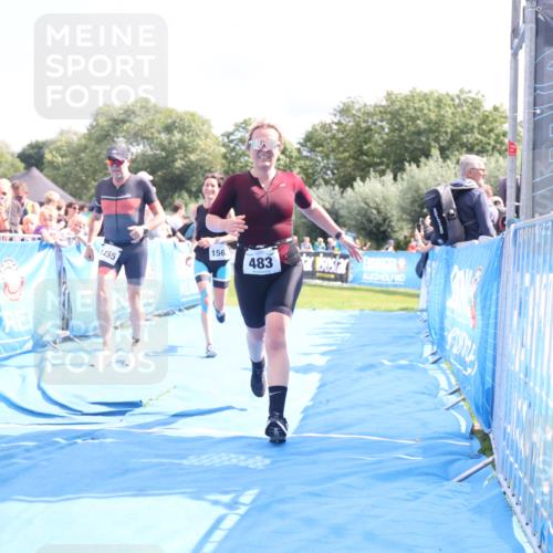 25.08.2024 - Elbe Triathlon Hamburg H.Heesch http://msf.ph/oto/6879927 25.08.2024 11:52:40 Ziel 483, 1455, 1558, 1562 meine-sportfotos.de