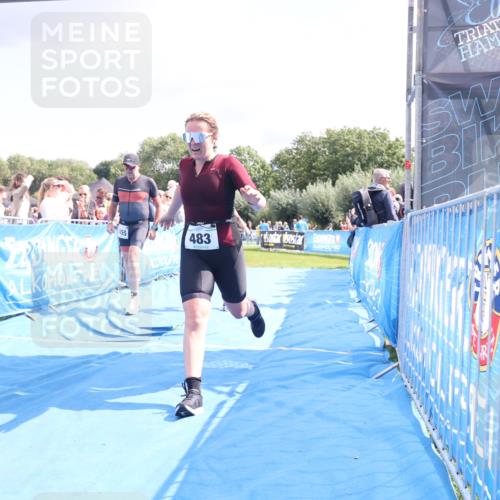 25.08.2024 - Elbe Triathlon Hamburg H.Heesch http://msf.ph/oto/6879940 25.08.2024 11:52:40 Ziel 483, 1455, 1558, 1562 meine-sportfotos.de