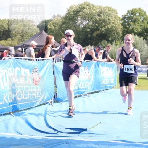 25.08.2024 - Elbe Triathlon Hamburg H.Heesch http://msf.ph/oto/6879957 25.08.2024 12:20:32 Ziel 504, 1670 meine-sportfotos.de