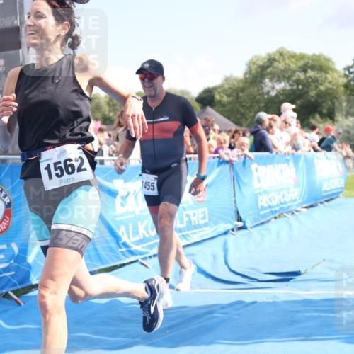 25.08.2024 - Elbe Triathlon Hamburg H.Heesch http://msf.ph/oto/6879962 25.08.2024 11:52:42 Ziel 483, 1455, 1558, 1562 meine-sportfotos.de