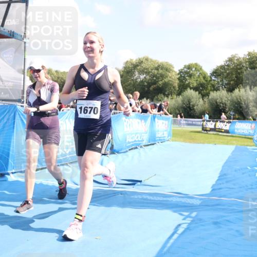 25.08.2024 - Elbe Triathlon Hamburg H.Heesch http://msf.ph/oto/6879985 25.08.2024 12:20:34 Ziel 504, 1670 meine-sportfotos.de