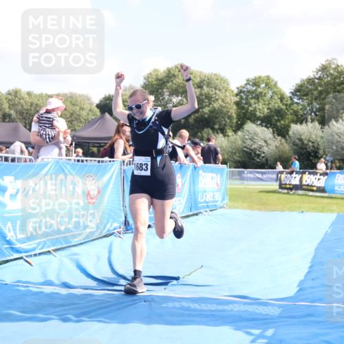 25.08.2024 - Elbe Triathlon Hamburg H.Heesch http://msf.ph/oto/6879995 25.08.2024 12:21:08 Ziel 1683 meine-sportfotos.de