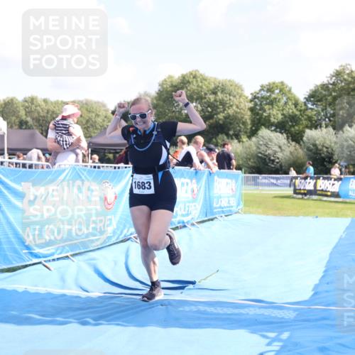 25.08.2024 - Elbe Triathlon Hamburg H.Heesch http://msf.ph/oto/6879999 25.08.2024 12:21:08 Ziel 1683 meine-sportfotos.de