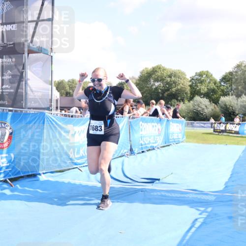 25.08.2024 - Elbe Triathlon Hamburg H.Heesch http://msf.ph/oto/6880008 25.08.2024 12:21:08 Ziel 1683 meine-sportfotos.de