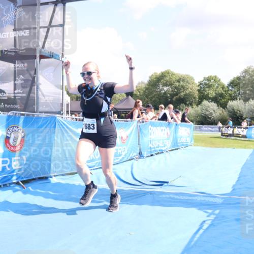 25.08.2024 - Elbe Triathlon Hamburg H.Heesch http://msf.ph/oto/6880013 25.08.2024 12:21:09 Ziel 1683 meine-sportfotos.de