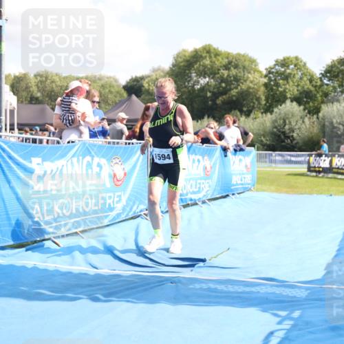 25.08.2024 - Elbe Triathlon Hamburg H.Heesch http://msf.ph/oto/6880027 25.08.2024 12:21:48 Ziel 1594 meine-sportfotos.de