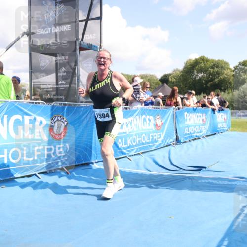 25.08.2024 - Elbe Triathlon Hamburg H.Heesch http://msf.ph/oto/6880057 25.08.2024 12:21:50 Ziel 1594 meine-sportfotos.de