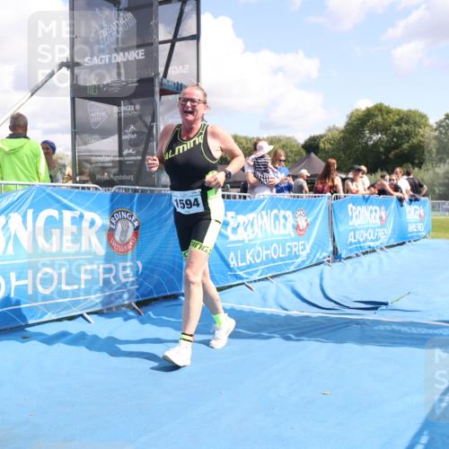 25.08.2024 - Elbe Triathlon Hamburg H.Heesch http://msf.ph/oto/6880059 25.08.2024 12:21:50 Ziel 1594 meine-sportfotos.de