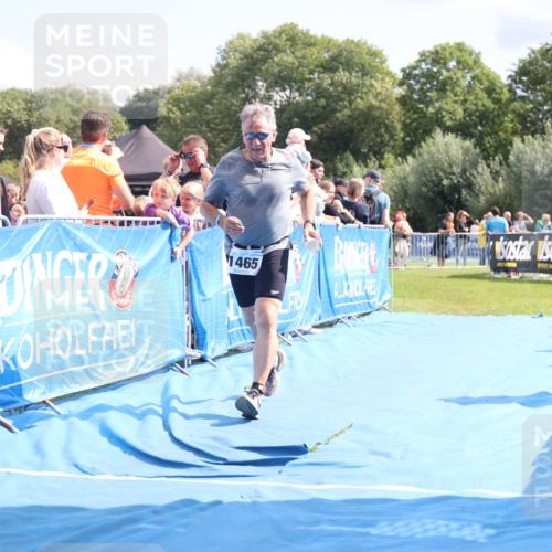 25.08.2024 - Elbe Triathlon Hamburg H.Heesch http://msf.ph/oto/6880064 25.08.2024 11:53:01 Ziel 1465 meine-sportfotos.de