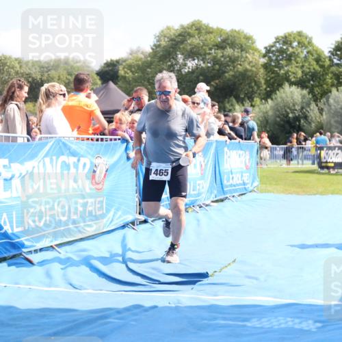 25.08.2024 - Elbe Triathlon Hamburg H.Heesch http://msf.ph/oto/6880069 25.08.2024 11:53:01 Ziel 1465 meine-sportfotos.de
