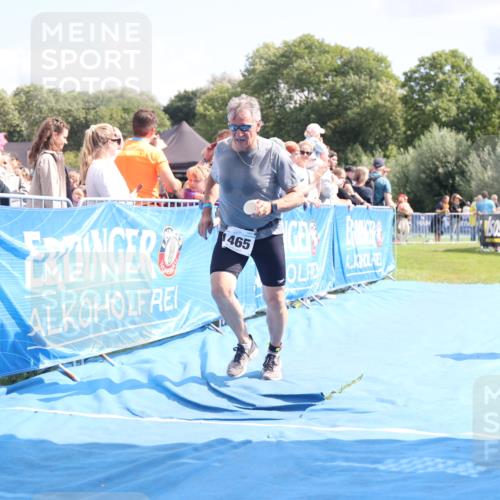 25.08.2024 - Elbe Triathlon Hamburg H.Heesch http://msf.ph/oto/6880073 25.08.2024 11:53:01 Ziel 1465 meine-sportfotos.de