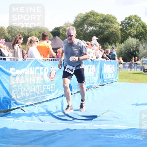 25.08.2024 - Elbe Triathlon Hamburg H.Heesch http://msf.ph/oto/6880074 25.08.2024 11:53:01 Ziel 1465 meine-sportfotos.de