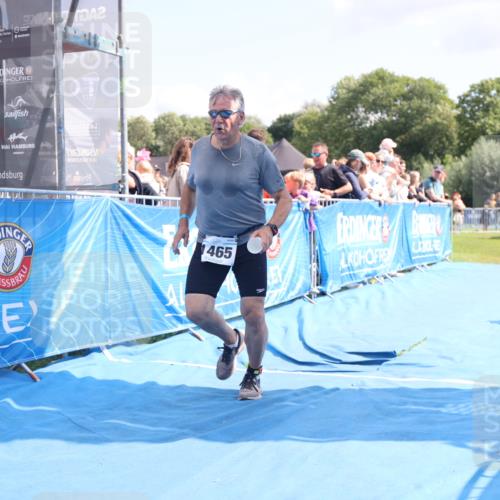 25.08.2024 - Elbe Triathlon Hamburg H.Heesch http://msf.ph/oto/6880096 25.08.2024 11:53:02 Ziel 1465 meine-sportfotos.de