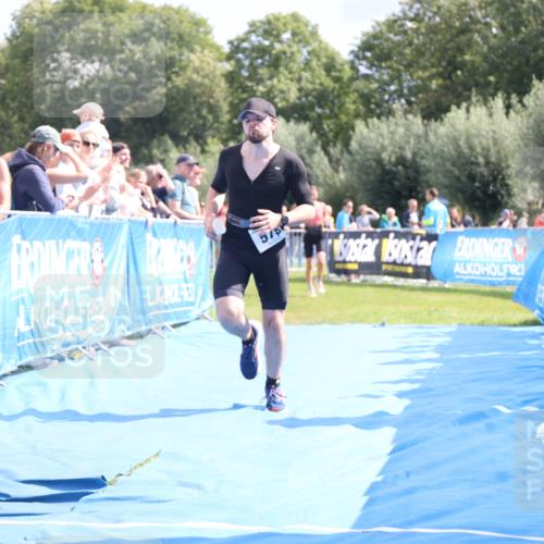 25.08.2024 - Elbe Triathlon Hamburg H.Heesch http://msf.ph/oto/6880107 25.08.2024 11:53:11 Ziel 579, 1519 meine-sportfotos.de