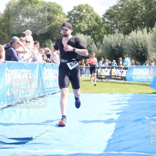 25.08.2024 - Elbe Triathlon Hamburg H.Heesch http://msf.ph/oto/6880114 25.08.2024 11:53:11 Ziel 579, 1519 meine-sportfotos.de