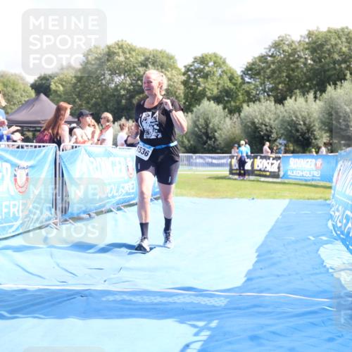 25.08.2024 - Elbe Triathlon Hamburg H.Heesch http://msf.ph/oto/6880126 25.08.2024 12:22:59 Ziel 1536 meine-sportfotos.de