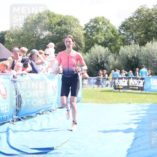 25.08.2024 - Elbe Triathlon Hamburg H.Heesch http://msf.ph/oto/6880142 25.08.2024 11:53:15 Ziel 579, 1519 meine-sportfotos.de