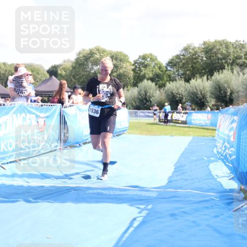 25.08.2024 - Elbe Triathlon Hamburg H.Heesch http://msf.ph/oto/6880143 25.08.2024 12:23:00 Ziel 1536 meine-sportfotos.de