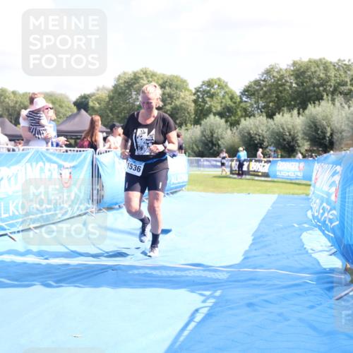 25.08.2024 - Elbe Triathlon Hamburg H.Heesch http://msf.ph/oto/6880147 25.08.2024 12:23:00 Ziel 1536 meine-sportfotos.de