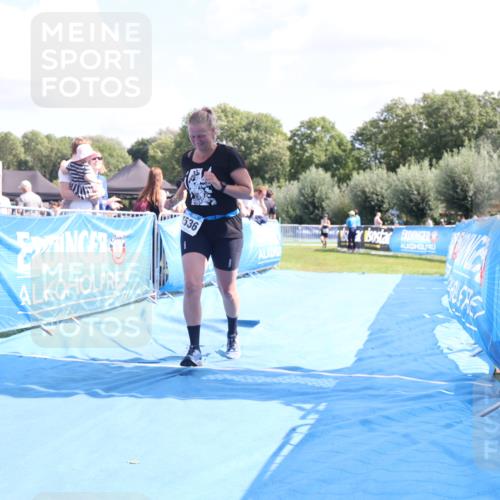 25.08.2024 - Elbe Triathlon Hamburg H.Heesch http://msf.ph/oto/6880153 25.08.2024 12:23:00 Ziel 1536 meine-sportfotos.de