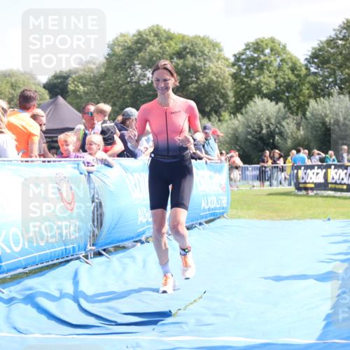 25.08.2024 - Elbe Triathlon Hamburg H.Heesch http://msf.ph/oto/6880156 25.08.2024 11:53:16 Ziel 579, 1519 meine-sportfotos.de