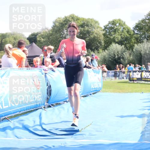 25.08.2024 - Elbe Triathlon Hamburg H.Heesch http://msf.ph/oto/6880161 25.08.2024 11:53:16 Ziel 579, 1519 meine-sportfotos.de