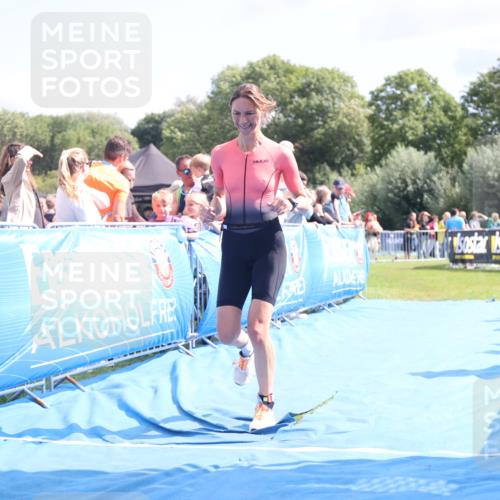 25.08.2024 - Elbe Triathlon Hamburg H.Heesch http://msf.ph/oto/6880169 25.08.2024 11:53:16 Ziel 579, 1519 meine-sportfotos.de