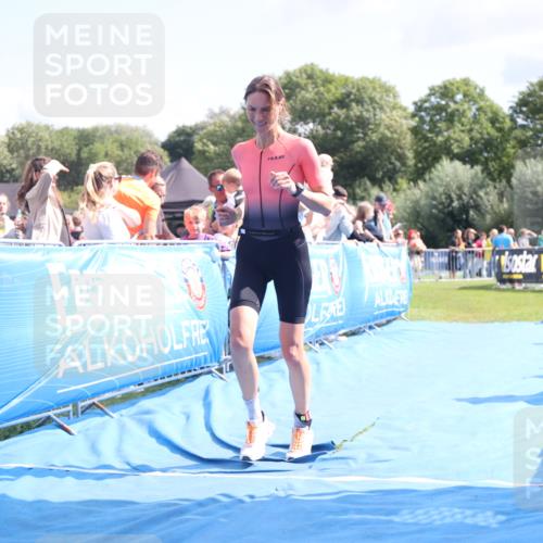 25.08.2024 - Elbe Triathlon Hamburg H.Heesch http://msf.ph/oto/6880173 25.08.2024 11:53:16 Ziel 579, 1519 meine-sportfotos.de