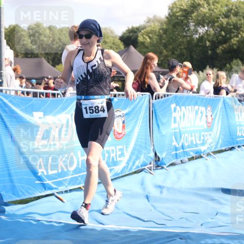 25.08.2024 - Elbe Triathlon Hamburg H.Heesch http://msf.ph/oto/6880180 25.08.2024 12:23:12 Ziel 1584 meine-sportfotos.de