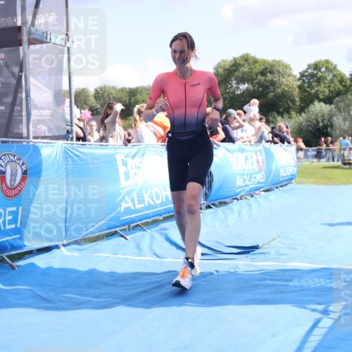 25.08.2024 - Elbe Triathlon Hamburg H.Heesch http://msf.ph/oto/6880188 25.08.2024 11:53:17 Ziel 579, 1519 meine-sportfotos.de
