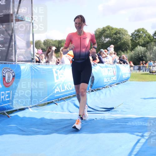 25.08.2024 - Elbe Triathlon Hamburg H.Heesch http://msf.ph/oto/6880190 25.08.2024 11:53:17 Ziel 579, 1519 meine-sportfotos.de