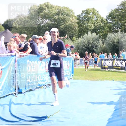 25.08.2024 - Elbe Triathlon Hamburg H.Heesch http://msf.ph/oto/6880209 25.08.2024 11:53:40 Ziel 475, 477, 487, 1508, 1569 meine-sportfotos.de