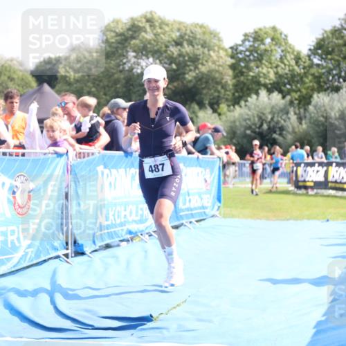 25.08.2024 - Elbe Triathlon Hamburg H.Heesch http://msf.ph/oto/6880214 25.08.2024 11:53:40 Ziel 475, 477, 487, 1508, 1569 meine-sportfotos.de
