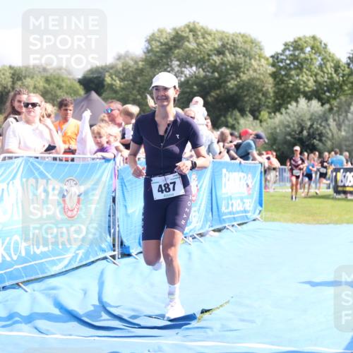 25.08.2024 - Elbe Triathlon Hamburg H.Heesch http://msf.ph/oto/6880224 25.08.2024 11:53:40 Ziel 475, 477, 487, 1508, 1569 meine-sportfotos.de