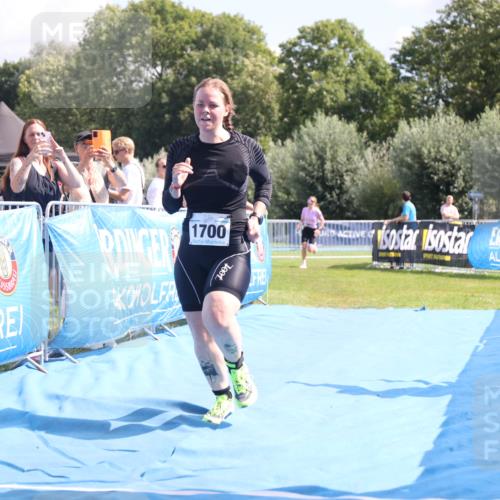 25.08.2024 - Elbe Triathlon Hamburg H.Heesch http://msf.ph/oto/6880227 25.08.2024 12:23:26 Ziel 1668, 1700 meine-sportfotos.de