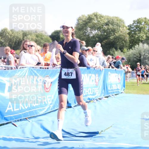 25.08.2024 - Elbe Triathlon Hamburg H.Heesch http://msf.ph/oto/6880232 25.08.2024 11:53:40 Ziel 475, 477, 487, 1508, 1569 meine-sportfotos.de