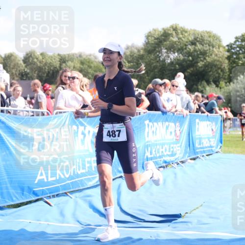 25.08.2024 - Elbe Triathlon Hamburg H.Heesch http://msf.ph/oto/6880235 25.08.2024 11:53:40 Ziel 475, 477, 487, 1508, 1569 meine-sportfotos.de