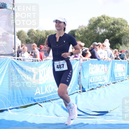 25.08.2024 - Elbe Triathlon Hamburg H.Heesch http://msf.ph/oto/6880240 25.08.2024 11:53:41 Ziel 475, 477, 487, 1508, 1569 meine-sportfotos.de