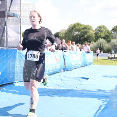 25.08.2024 - Elbe Triathlon Hamburg H.Heesch http://msf.ph/oto/6880262 25.08.2024 12:23:27 Ziel 1668, 1700 meine-sportfotos.de