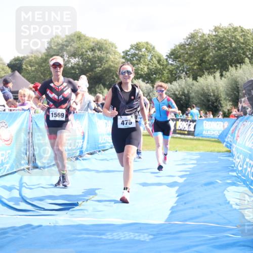 25.08.2024 - Elbe Triathlon Hamburg H.Heesch http://msf.ph/oto/6880271 25.08.2024 11:53:47 Ziel 475, 477, 487, 1508, 1569 meine-sportfotos.de