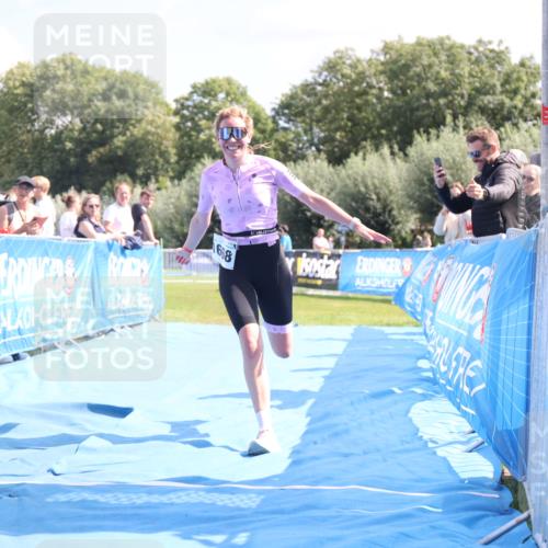 25.08.2024 - Elbe Triathlon Hamburg H.Heesch http://msf.ph/oto/6880275 25.08.2024 12:23:32 Ziel 1668, 1700 meine-sportfotos.de