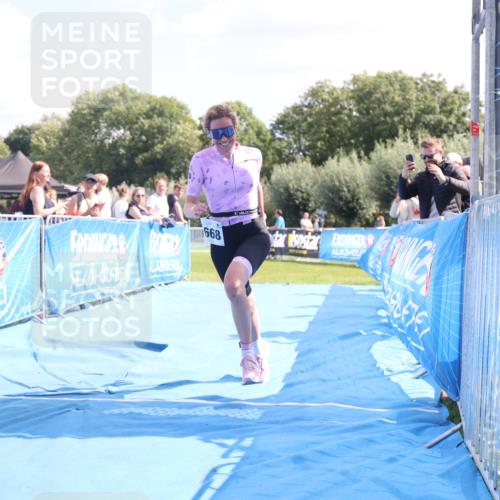 25.08.2024 - Elbe Triathlon Hamburg H.Heesch http://msf.ph/oto/6880282 25.08.2024 12:23:32 Ziel 1668, 1700 meine-sportfotos.de