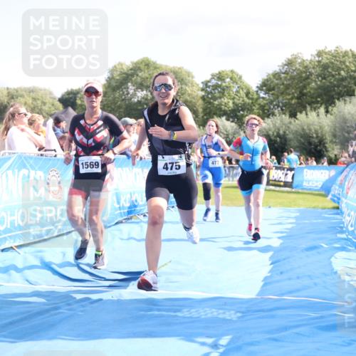 25.08.2024 - Elbe Triathlon Hamburg H.Heesch http://msf.ph/oto/6880283 25.08.2024 11:53:47 Ziel 475, 477, 487, 1508, 1569 meine-sportfotos.de
