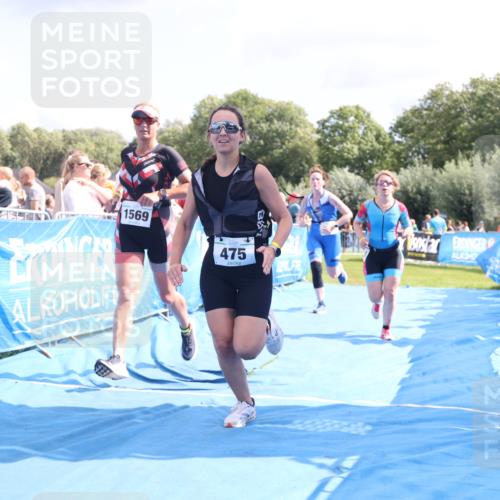 25.08.2024 - Elbe Triathlon Hamburg H.Heesch http://msf.ph/oto/6880289 25.08.2024 11:53:47 Ziel 475, 477, 487, 1508, 1569 meine-sportfotos.de