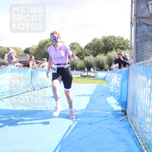 25.08.2024 - Elbe Triathlon Hamburg H.Heesch http://msf.ph/oto/6880293 25.08.2024 12:23:32 Ziel 1668, 1700 meine-sportfotos.de