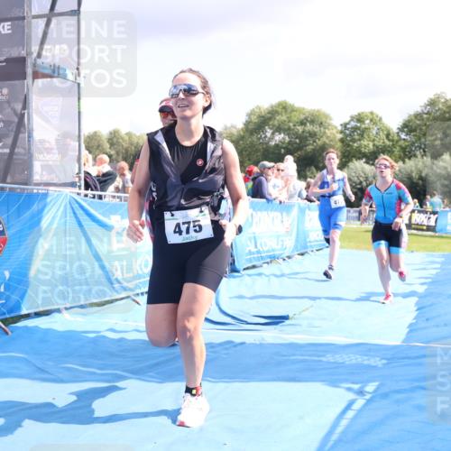 25.08.2024 - Elbe Triathlon Hamburg H.Heesch http://msf.ph/oto/6880300 25.08.2024 11:53:48 Ziel 475, 477, 1508, 1569 meine-sportfotos.de