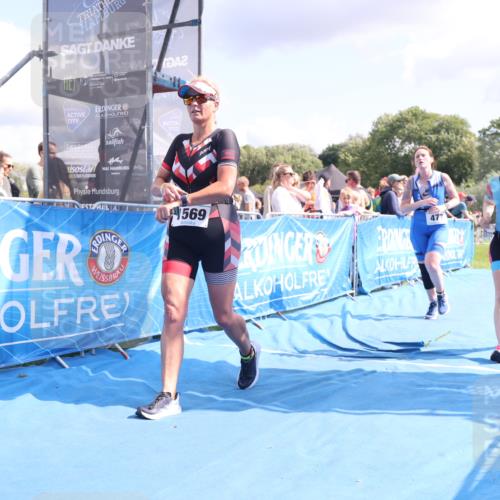 25.08.2024 - Elbe Triathlon Hamburg H.Heesch http://msf.ph/oto/6880313 25.08.2024 11:53:48 Ziel 475, 477, 1508, 1569 meine-sportfotos.de