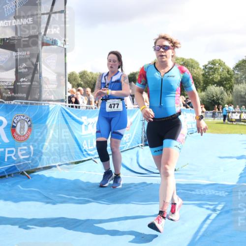 25.08.2024 - Elbe Triathlon Hamburg H.Heesch http://msf.ph/oto/6880330 25.08.2024 11:53:49 Ziel 475, 477, 1508, 1569 meine-sportfotos.de